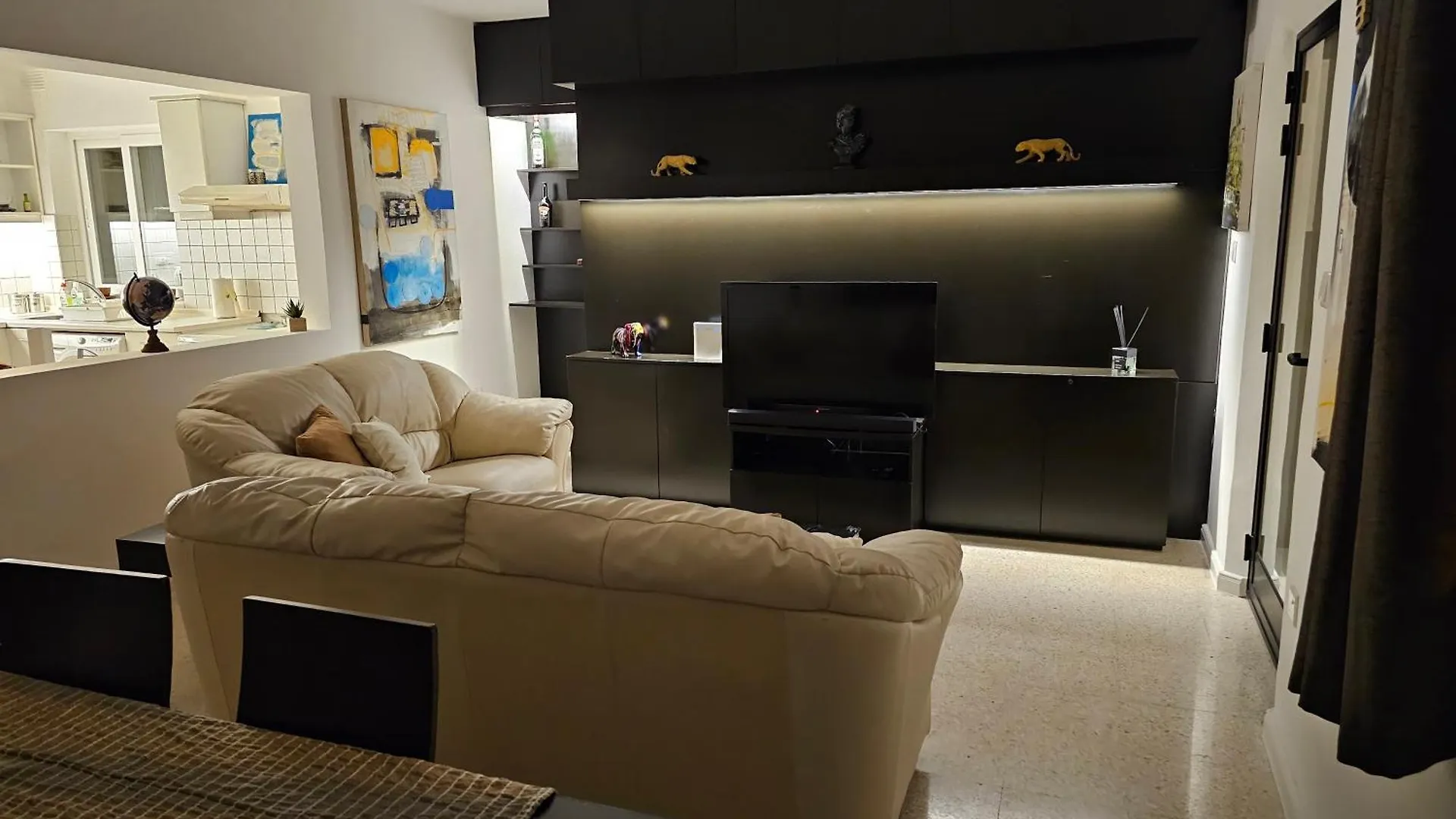 3 Bedroom Apt In Prime Location 5M Away From Beach Is-Swieqi Apartment