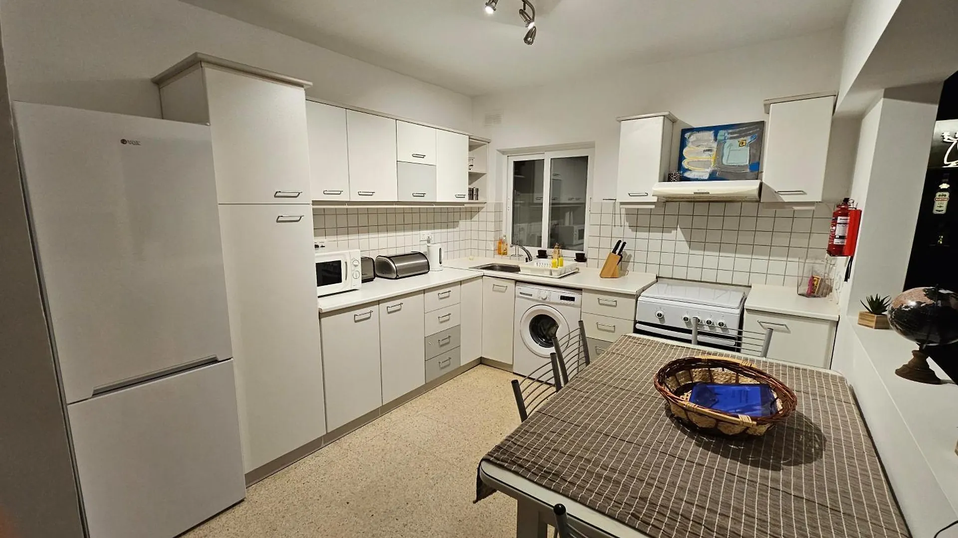 Apartment 3 Bedroom Apt In Prime Location 5M Away From Beach Is-Swieqi