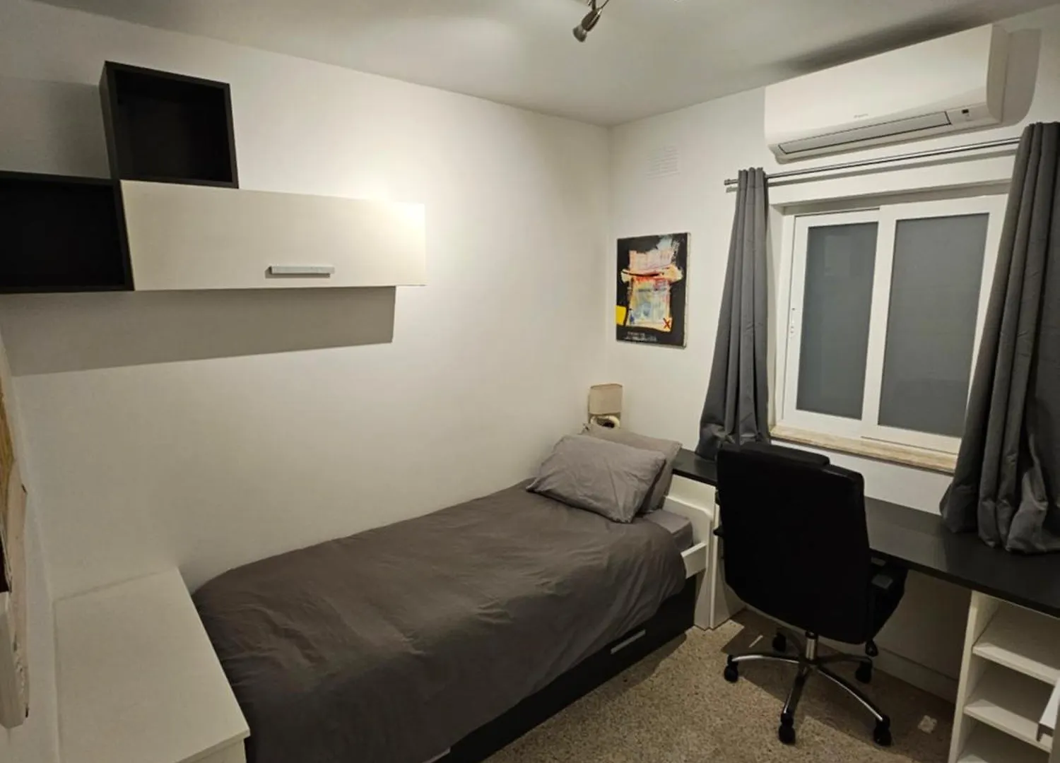 3 Bedroom Apt In Prime Location 5M Away From Beach Is-Swieqi Apartment