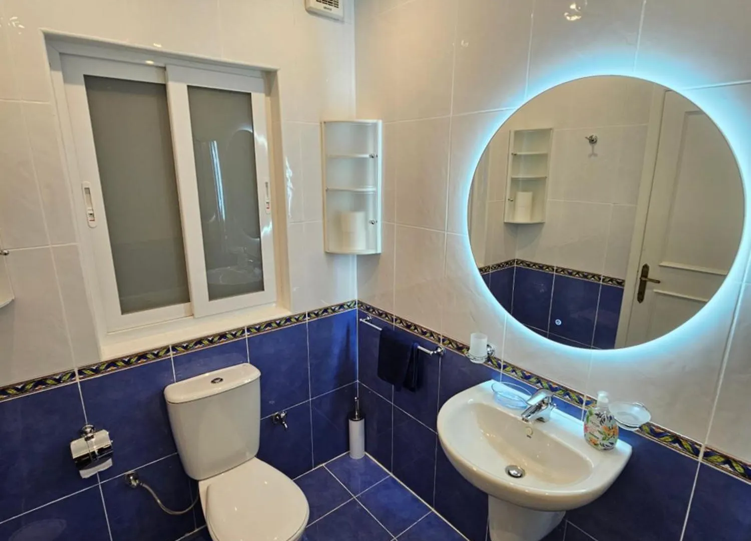 3 Bedroom Apt In Prime Location 5M Away From Beach Is-Swieqi Apartment